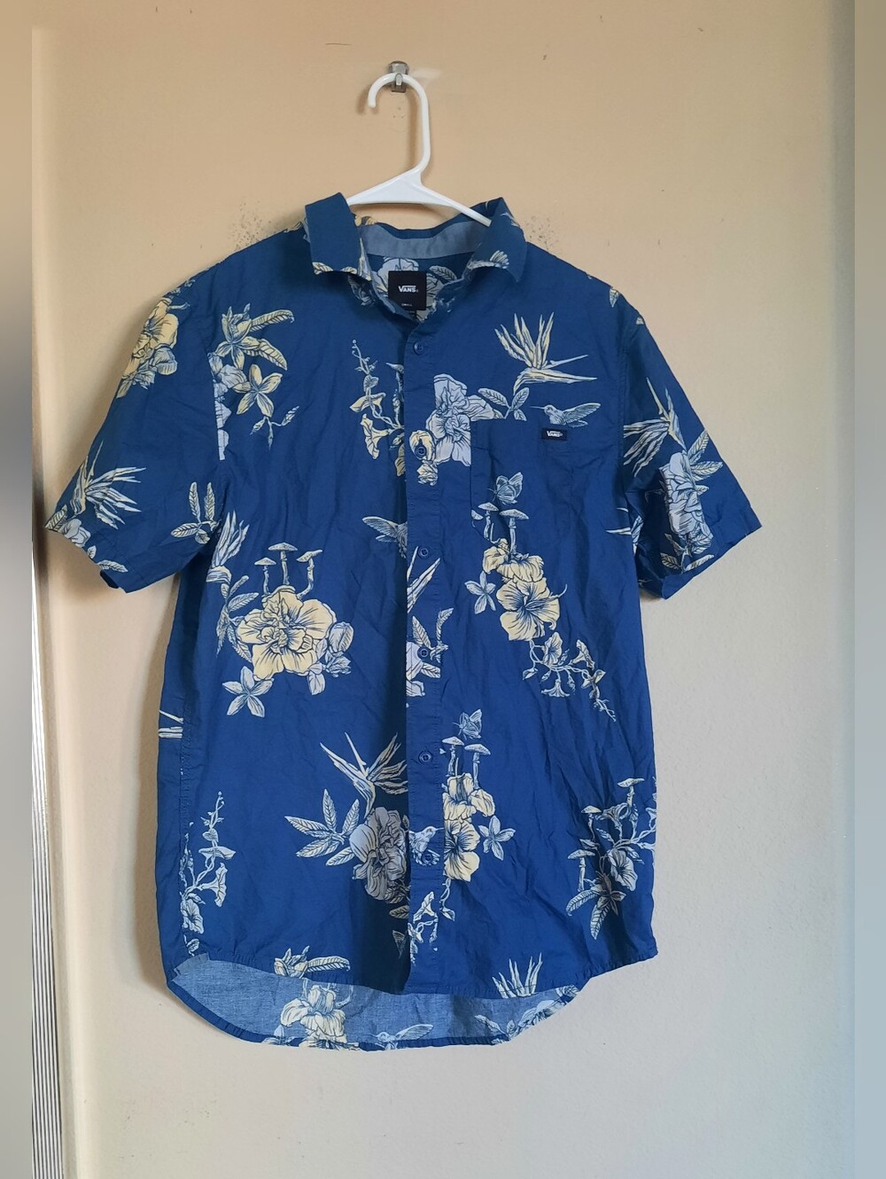 Vans Blue Short Sleeve Floral And Birds Button-Down Shirt